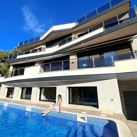 Villa De Lujo Con Vistas Al Mar Y Piscina Privada Santa Susanna Exterior foto